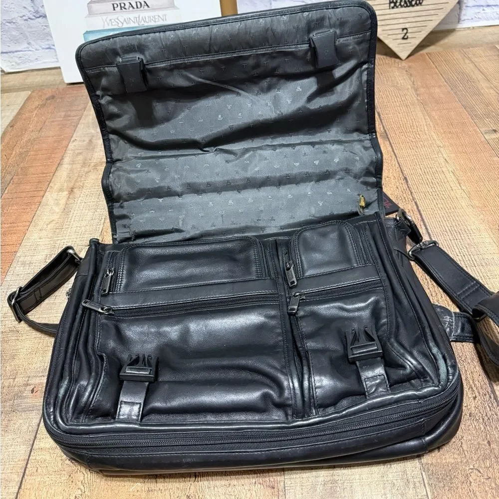 TUMI Alpha Nappa Leather Flap Expandable Briefcase Black Messenger Bag Has Flaws